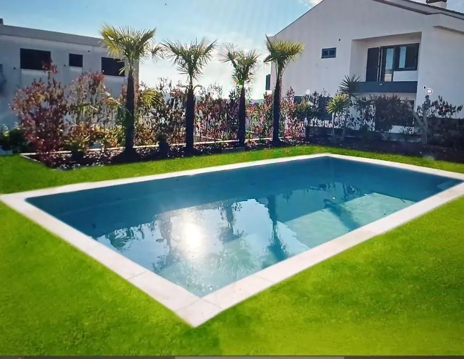 Sandy Bay Apartments With Pool 普耶斯察纳乌瓦拉